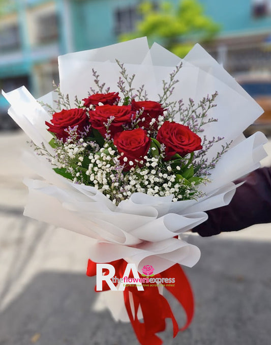 Fall in Love Red Ecuadorain Roses