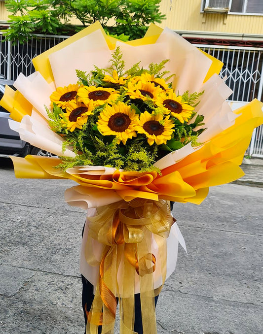 Spring Beauty Sunflower Bouquet