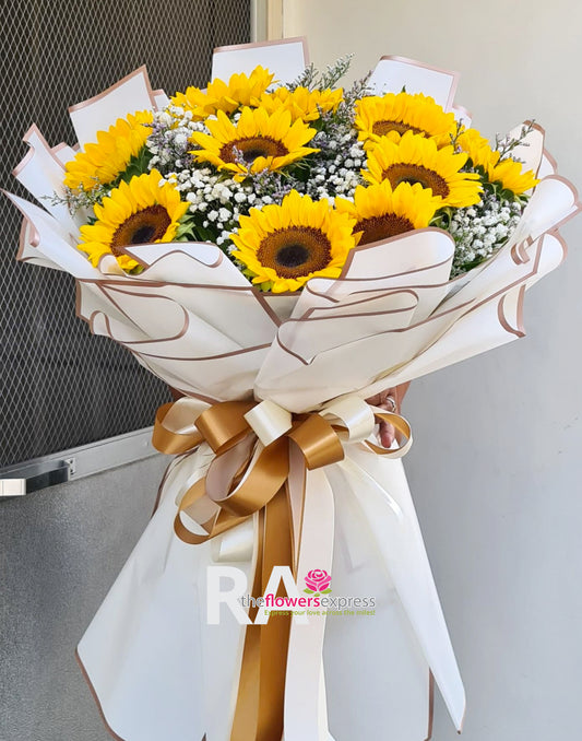 Summer Hush Sunflower Bouquet