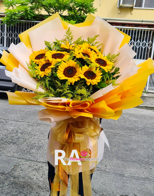 Spring Beauty Sunflower Bouquet